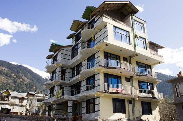Hotel Peak View Manali